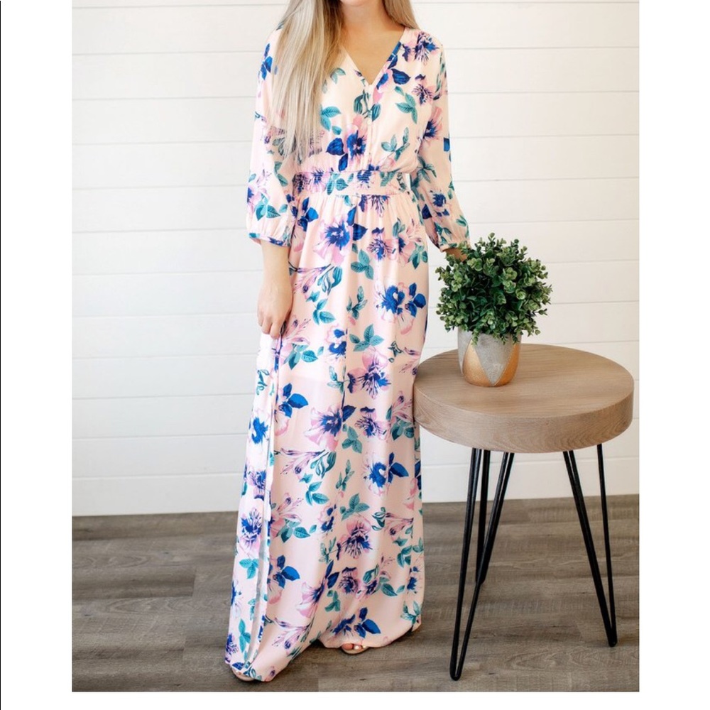 Maxi dress